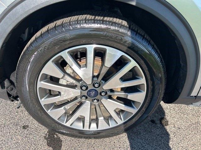 Ford Escape Titanium 4WD 2021