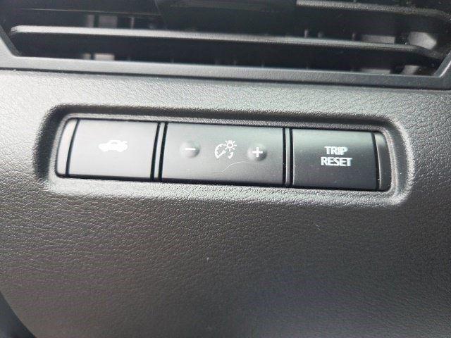 Nissan Altima  2025