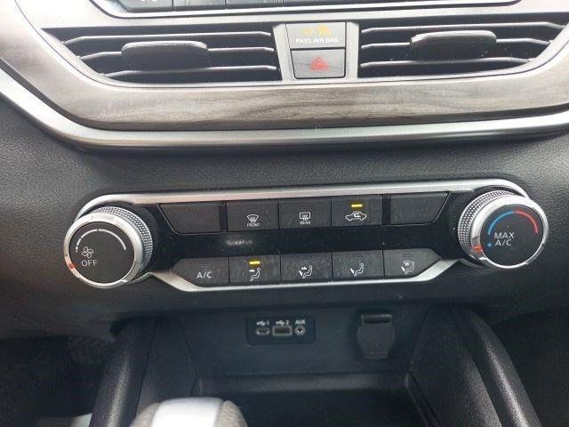 Nissan Altima  2025