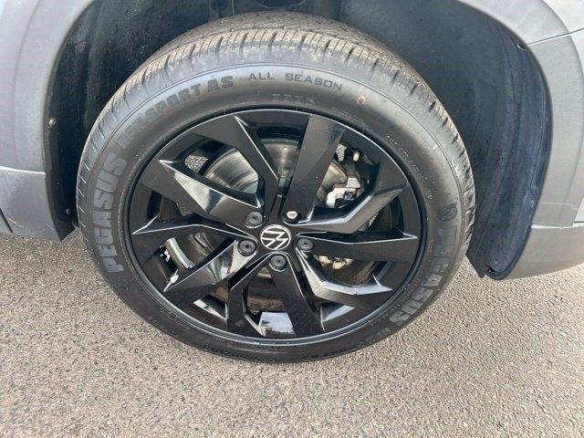 Volkswagen Taos  2022