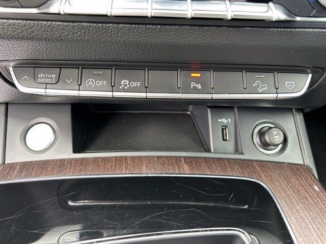 Audi Q5  2024