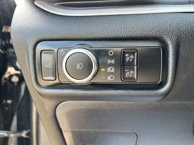 Ford Explorer XLT 2023