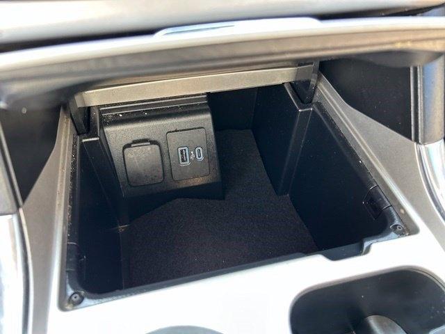 Ford Explorer XLT 2023