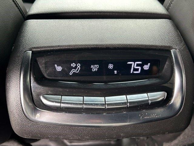 Cadillac XT6  2021