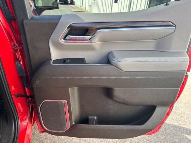 Chevrolet Silverado 1500 LT Crew Cab 4WD 2023