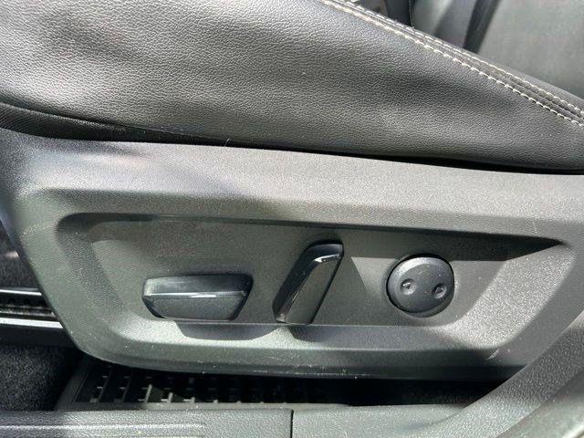 Nissan Rogue  2023
