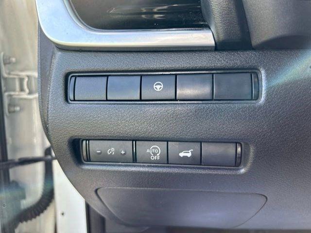 Nissan Rogue  2023
