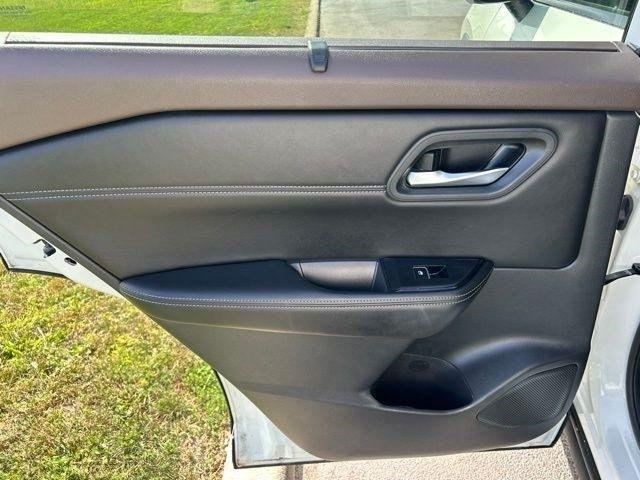 Nissan Rogue  2023