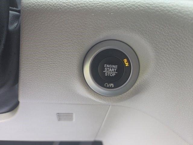 Chrysler Voyager  2023