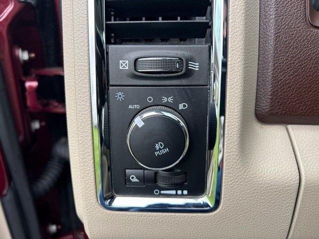 RAM 1500 Laramie Crew Cab SWB 4WD 2018