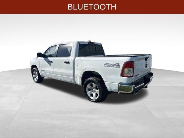 RAM 1500 Big Horn 4x4 Crew Cab 5'7" Box 2023