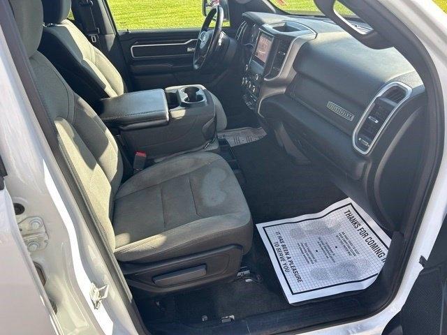 RAM 1500 Big Horn 4x4 Crew Cab 5'7" Box 2023