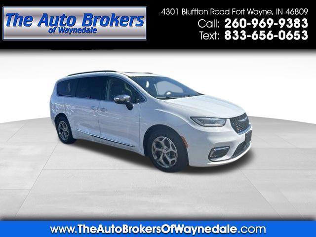 2023 Chrysler Pacifica Limited FWD