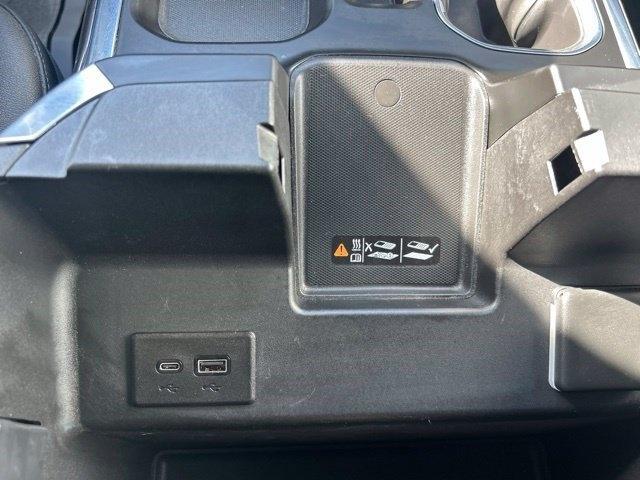 Chevrolet Silverado 1500 4WD Crew Cab 147" LTZ 2024