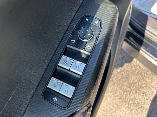 Mitsubishi Outlander ES 2024