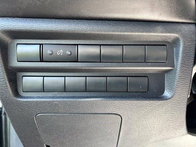 Mitsubishi Outlander ES 2024