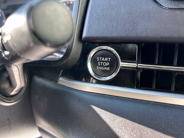 Mitsubishi Outlander ES 2024