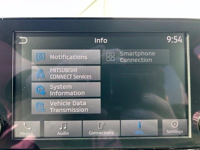 Mitsubishi Outlander ES 2024