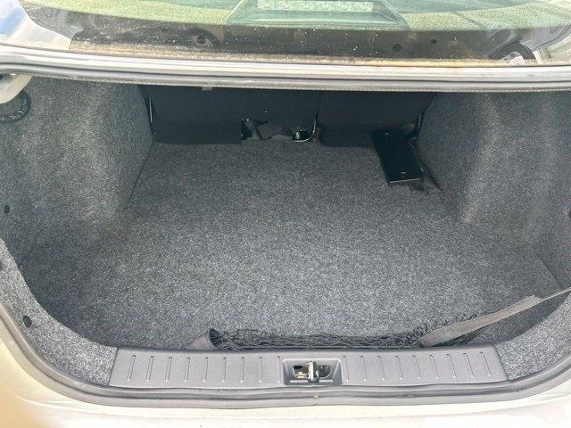 Nissan Versa S CVT 2025