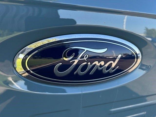 Ford F-150 Lariat SuperCrew 5.5-ft. Bed 4WD 2023