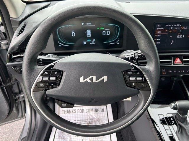 Kia Niro LX FWD 2025