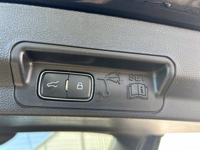 Ford Explorer XLT 4WD 2023
