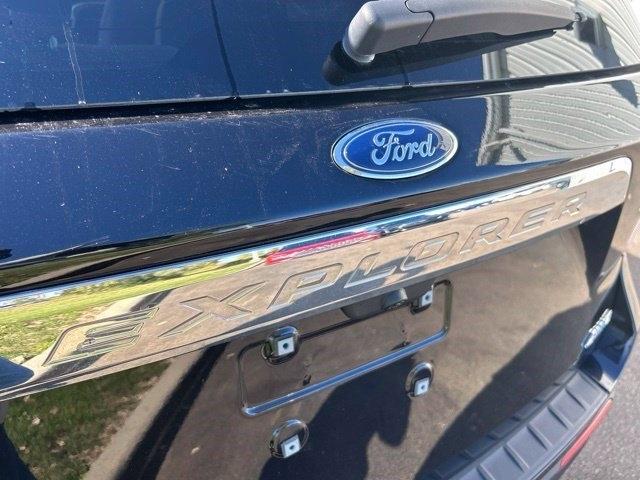 Ford Explorer XLT 4WD 2023