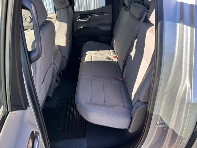 Chevrolet Silverado 1500 4WD Double Cab 147" LT w/1LT 2022