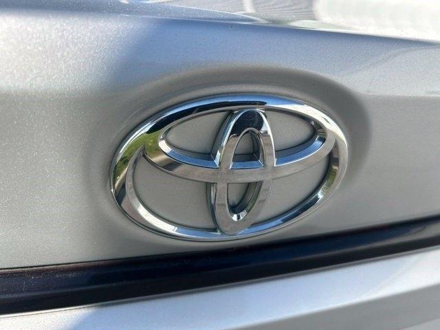 Toyota Corolla LE 2021