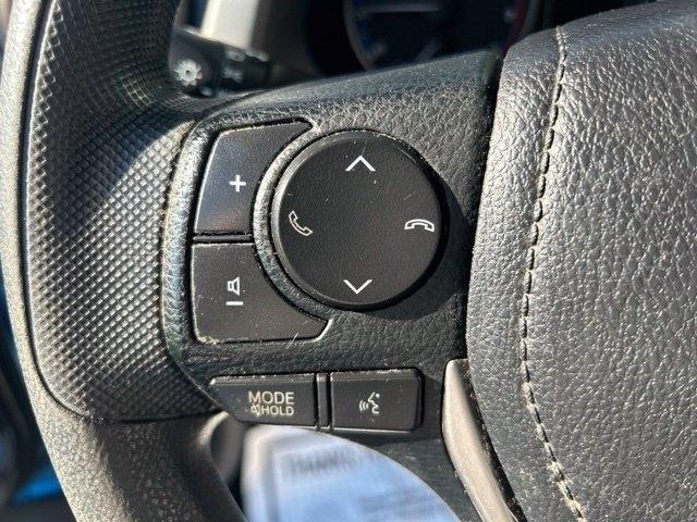 Toyota RAV4 LE FWD 2018