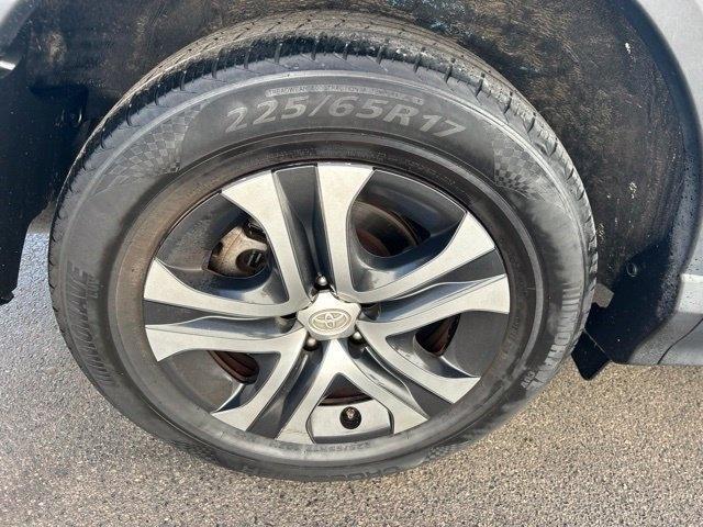 Toyota RAV4 LE FWD 2018