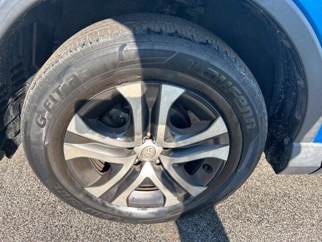Toyota RAV4 LE FWD 2018