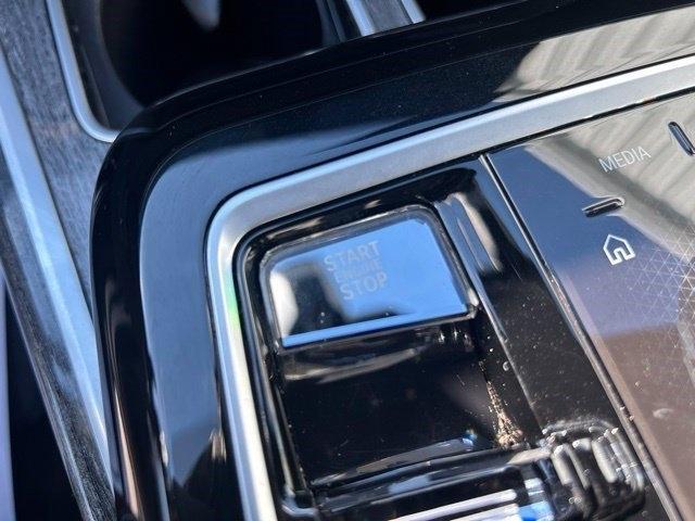 BMW 7 Series  2023