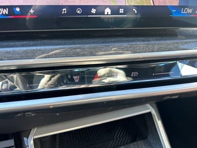 BMW 7 Series  2023