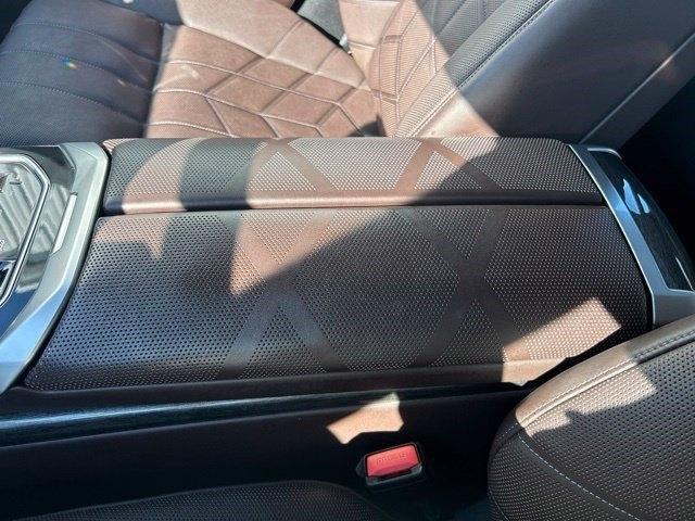 BMW 7 Series  2023