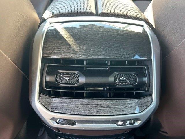 BMW 7 Series  2023