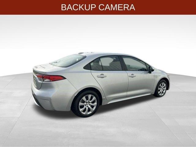 Toyota Corolla LE 2022