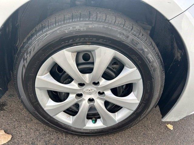 Toyota Corolla LE 2022