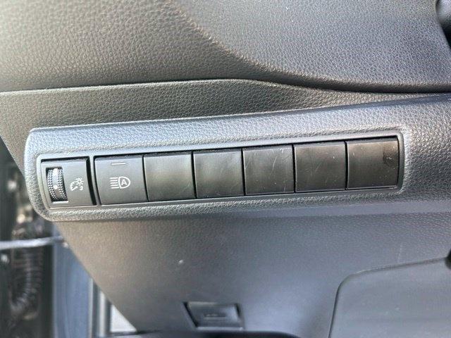 Toyota Corolla LE CVT (Natl) 2024