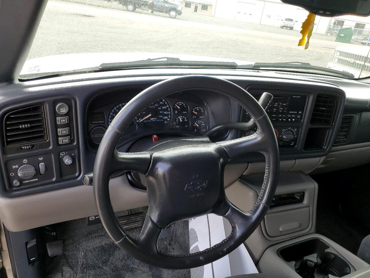 2001 Chevrolet Tahoe 4dr 4wd Ls
