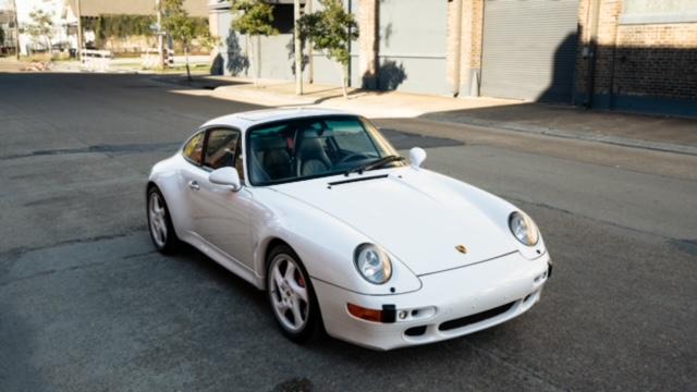 Porsche 911 Carrera 2dr Cpe Carrera 4S 1998