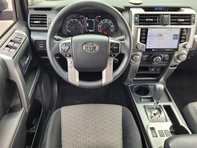 Toyota 4Runner SR5 2WD (Natl) 2023
