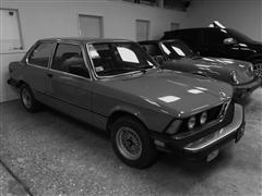1983 BMW 320i 