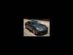 2017 Porsche Panamera 