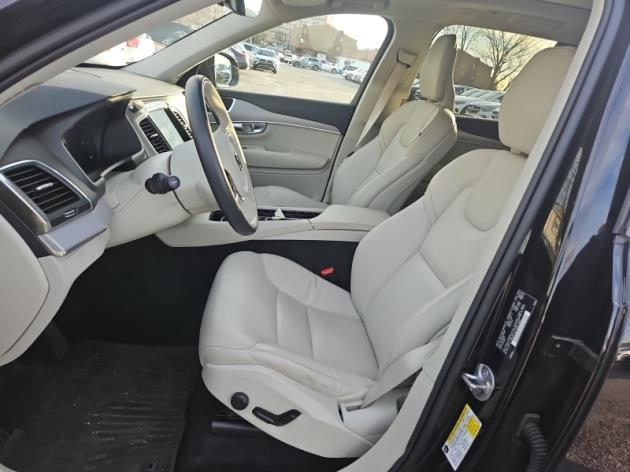 Volvo XC90 B5 AWD Core Bright Theme 7P 2024