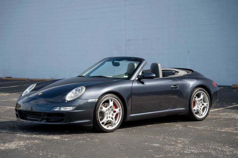 Porsche 911 2dr Cabriolet Carrera S 2006