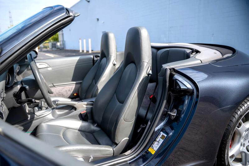 Porsche 911 2dr Cabriolet Carrera S 2006