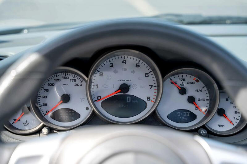 Porsche 911 2dr Cabriolet Carrera S 2006