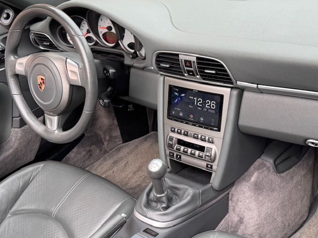 Porsche 911 2dr Cabriolet Carrera S 2006