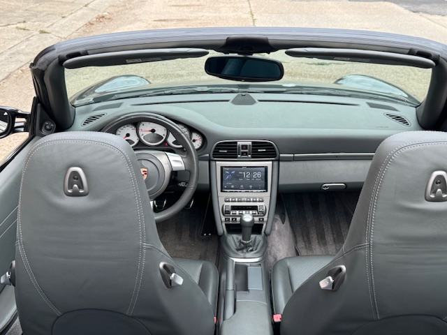 Porsche 911 2dr Cabriolet Carrera S 2006